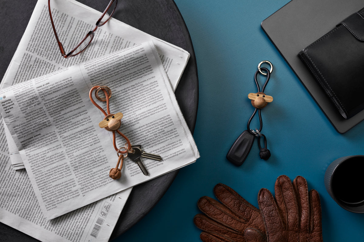 Abe nøglering - guldfarvet/teak/limba